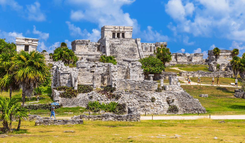 el-castillo-tulum