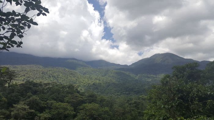 Belle vue sur Tenorio et Monte